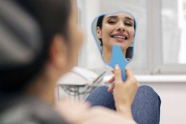 What Exactly Does A Cosmetic Dentist Do?